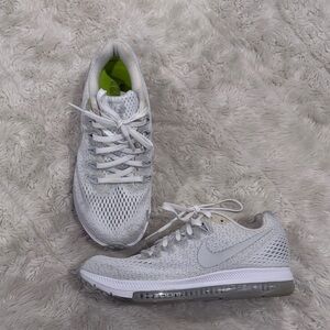 Nike Zoom All Out Low Womens Size 6.5 White Gray Athletic Running Shoes Sneakers